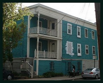 https://www.god-helmet.com/wp/karmu/karmu's_house.jpg